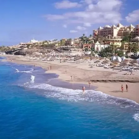 In Playa De Americas 1 * Playa de las Americas (Tenerife)